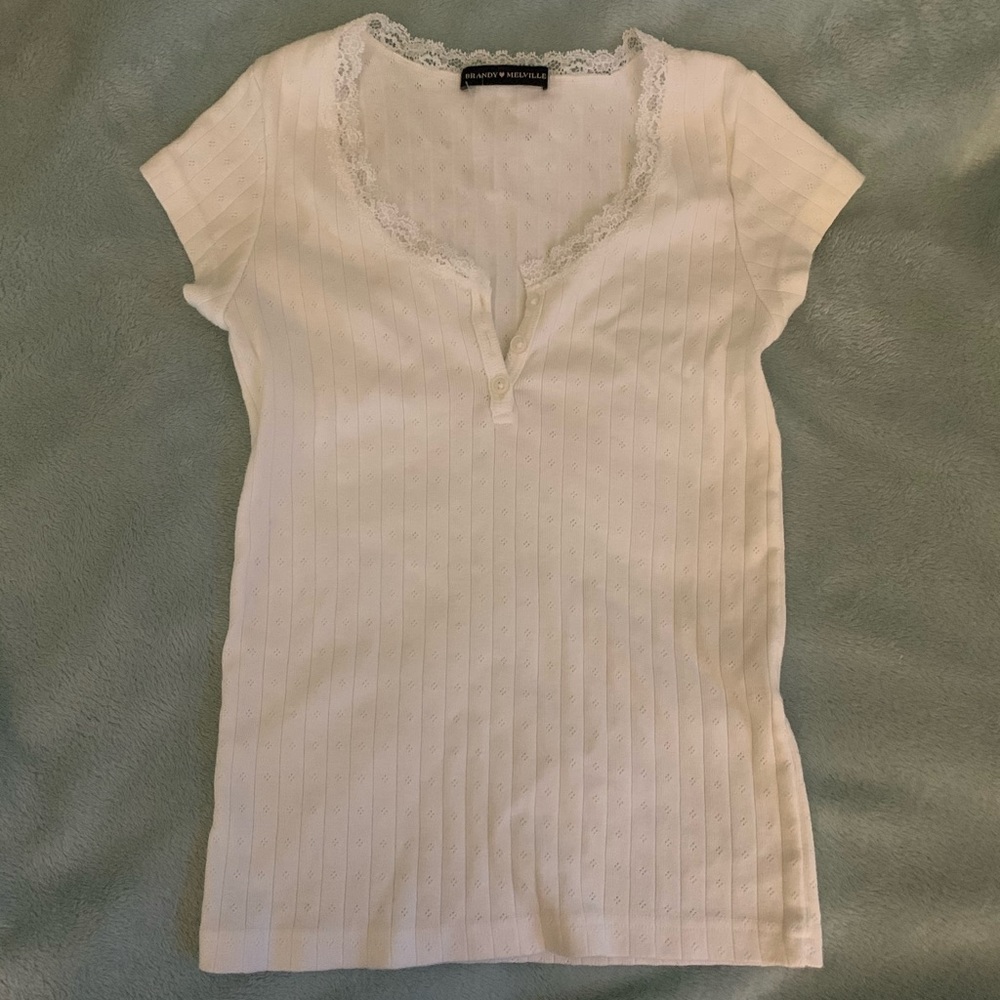 brandy melville white tee!